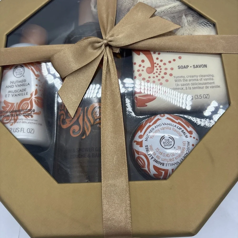 Rare Old Stock, Discontinued The Body Shop Nutmeg/ Vanilla Wrapped 5 Pc Gift Set